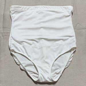 Maidenform white size large Shapeware.